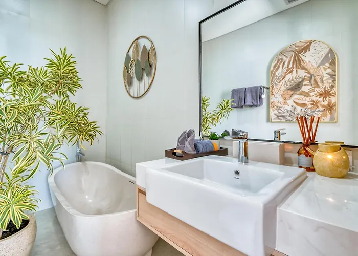 Kangla - 3br Luxurious Villa